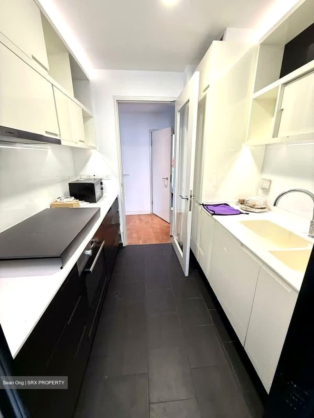 Village @ Pasir Panjang (D5), Condominium #582245561